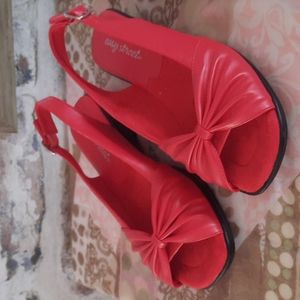 NWOT Women's Easy Street slingbacks casual shoes